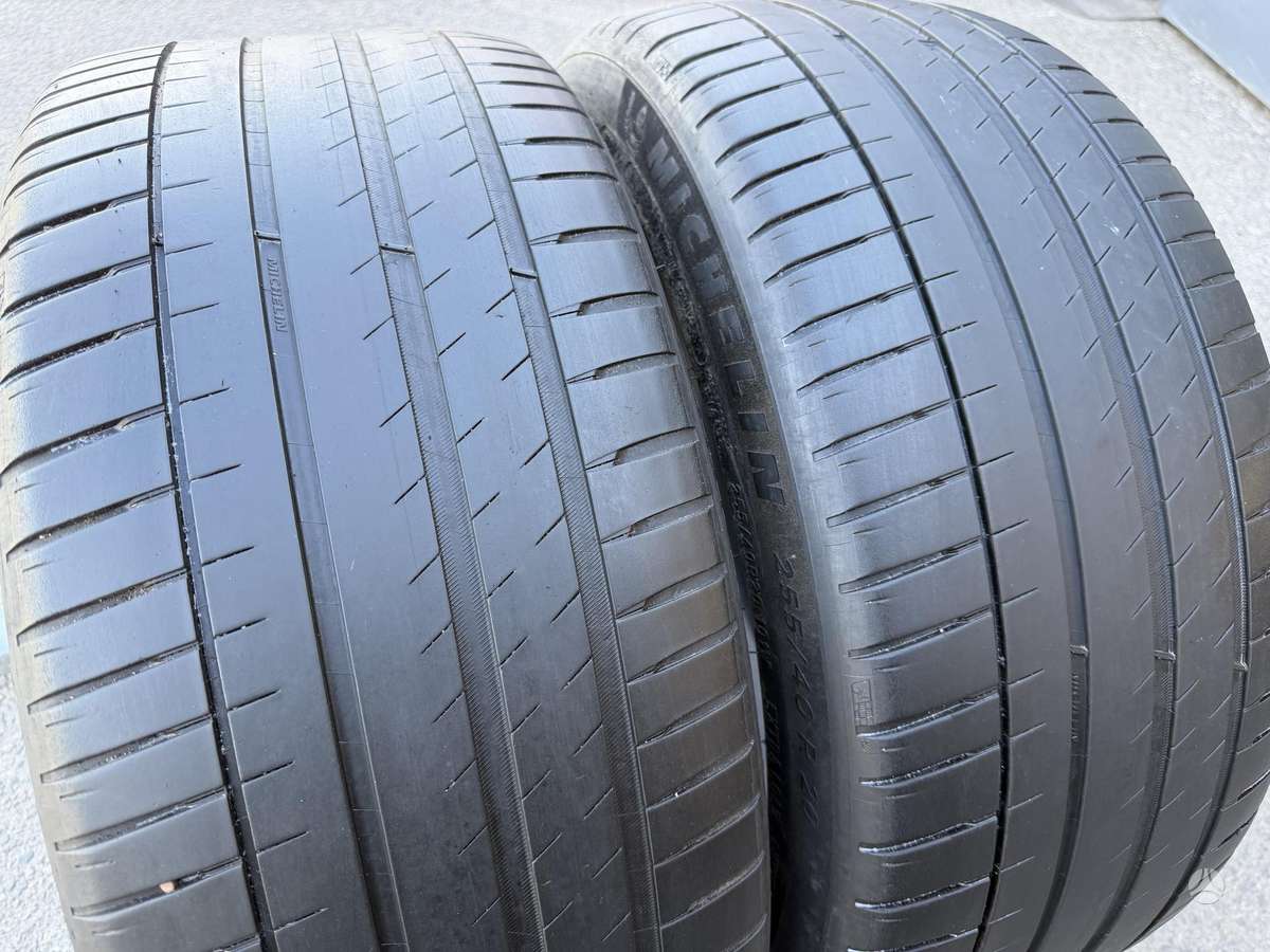 Michelin Pilot Sport EV, летние 255/40 R20