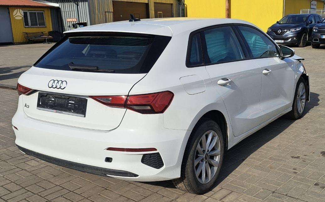 Audi A3, 1.0 l., Хэтчбек