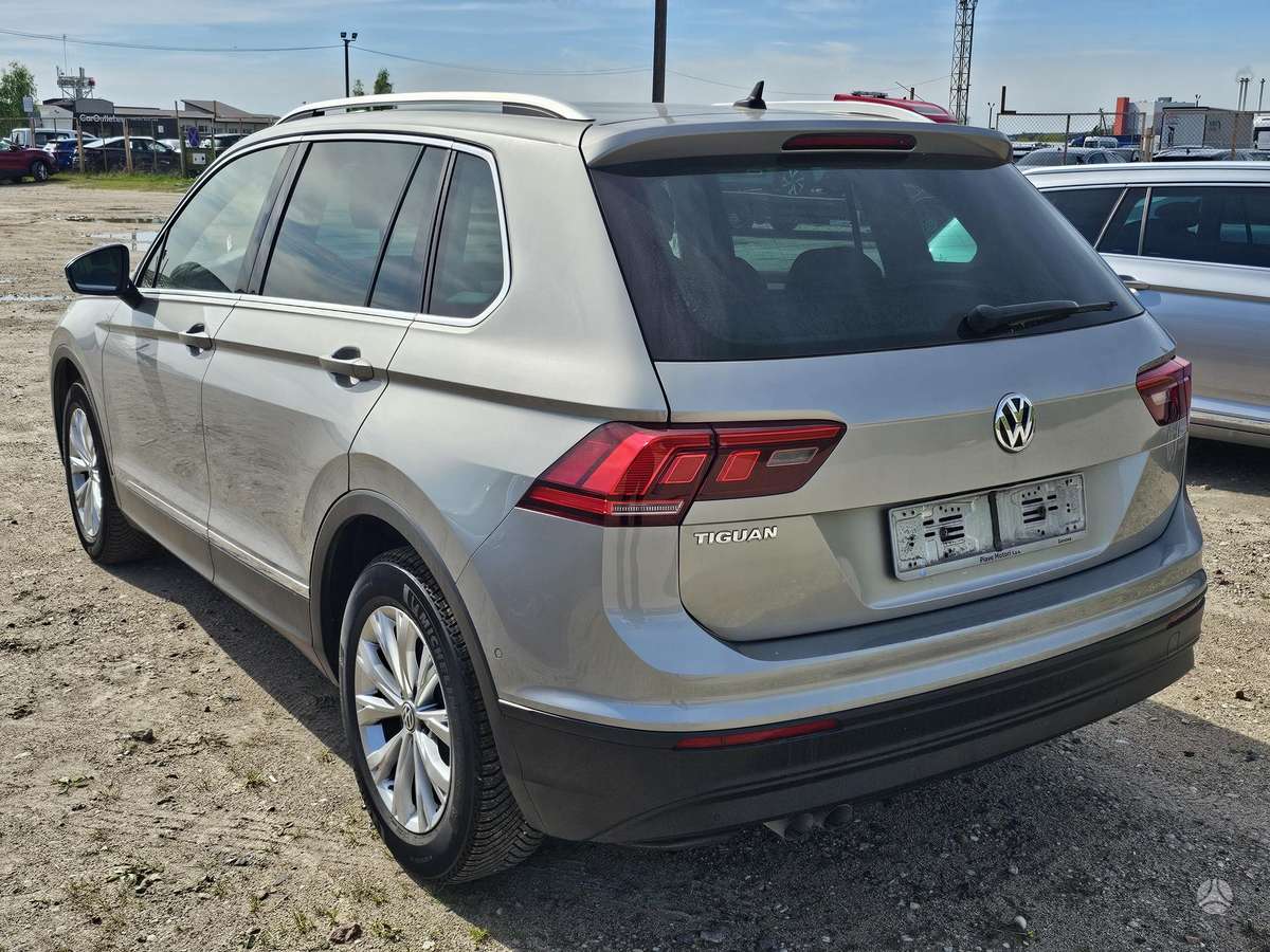 Volkswagen Tiguan - 3