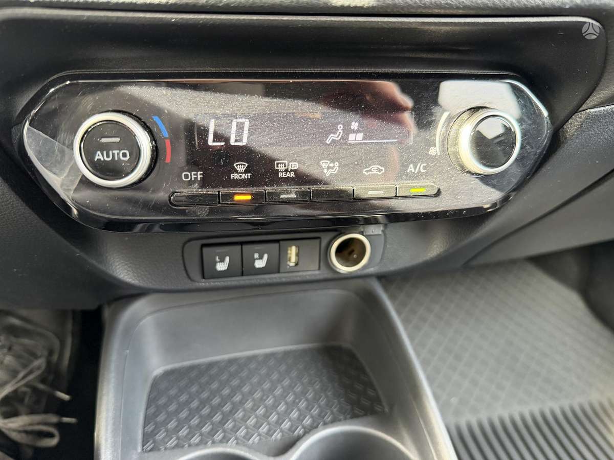 Toyota Aygo X - 10