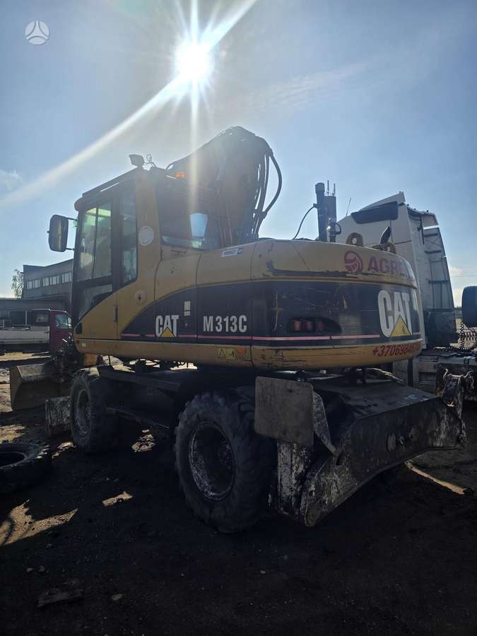 Caterpillar 313C, excavator