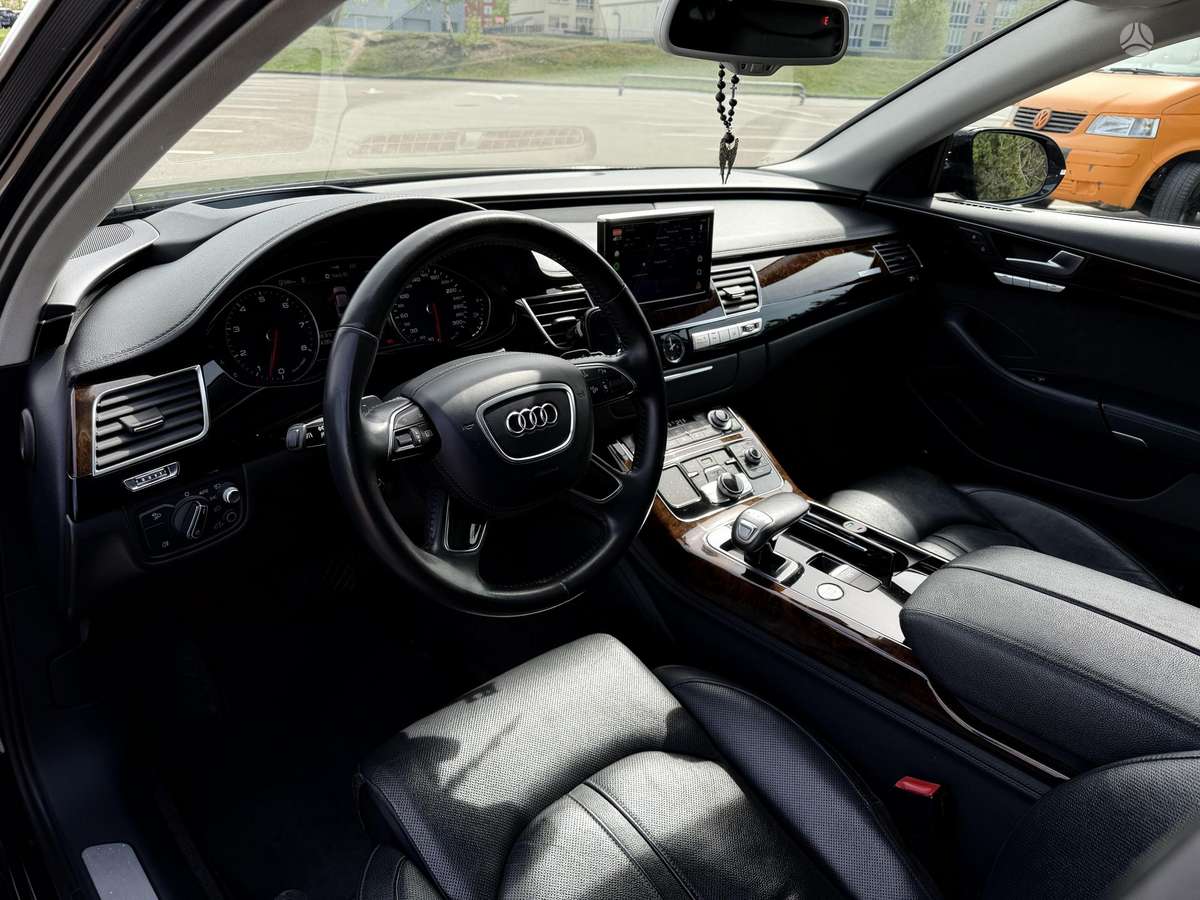 Audi A8 L, 4.0 l., Седан