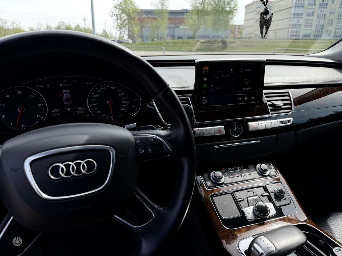 Audi A8 L, 4.0 l., Седан
