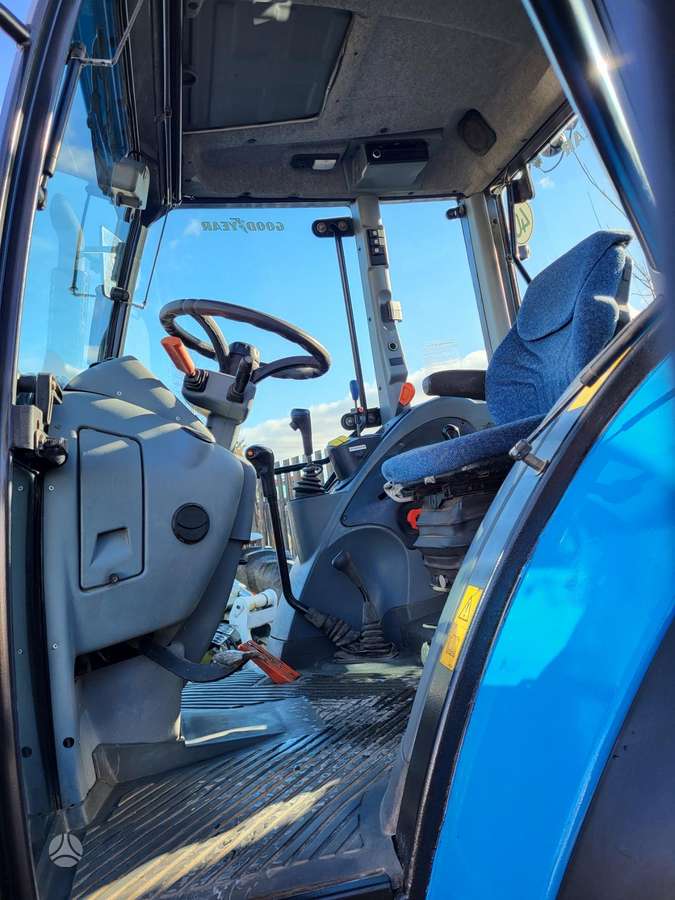 Landini . Case-IH, traktori