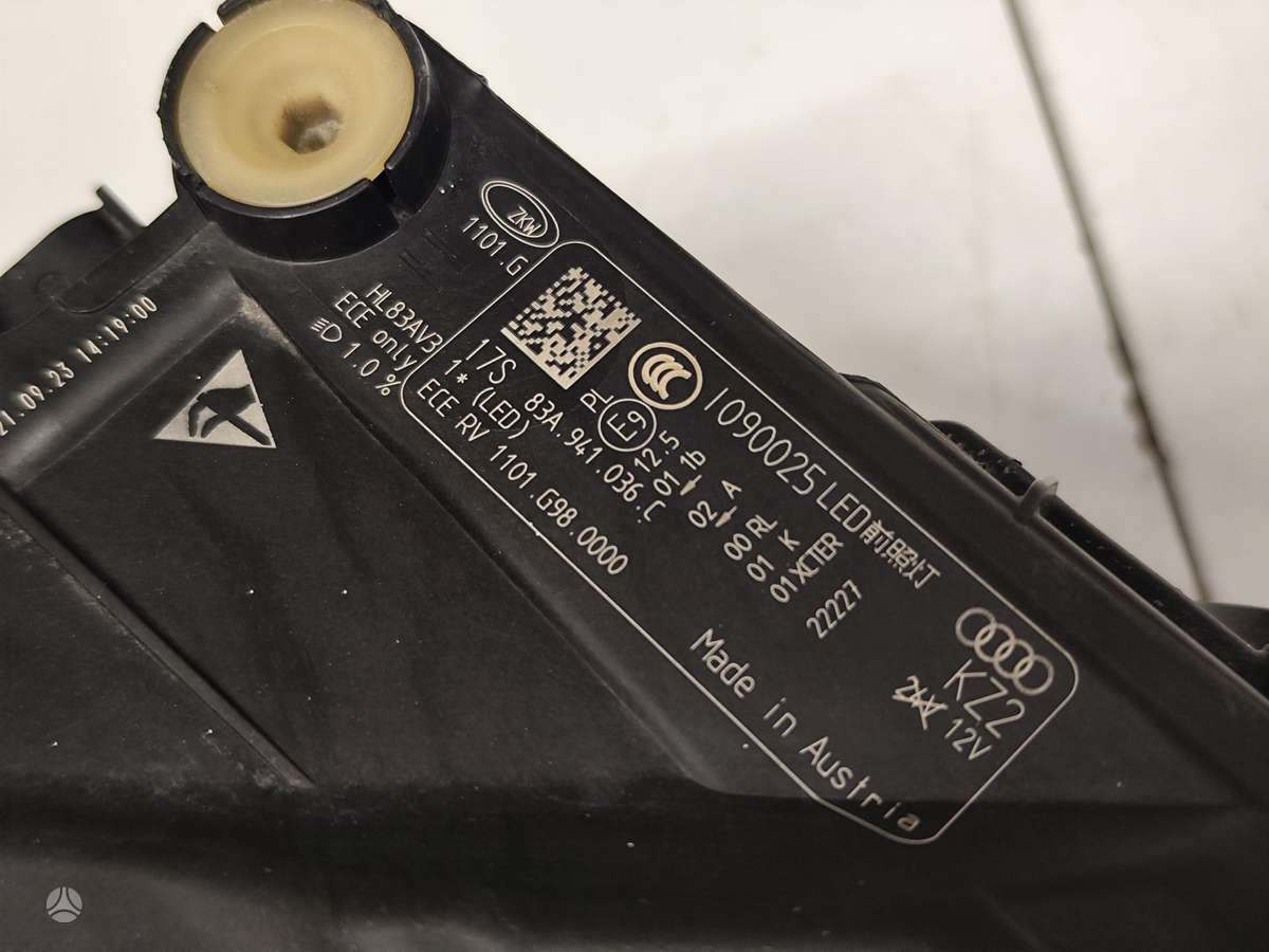 Audi Q3, 83A941036C
