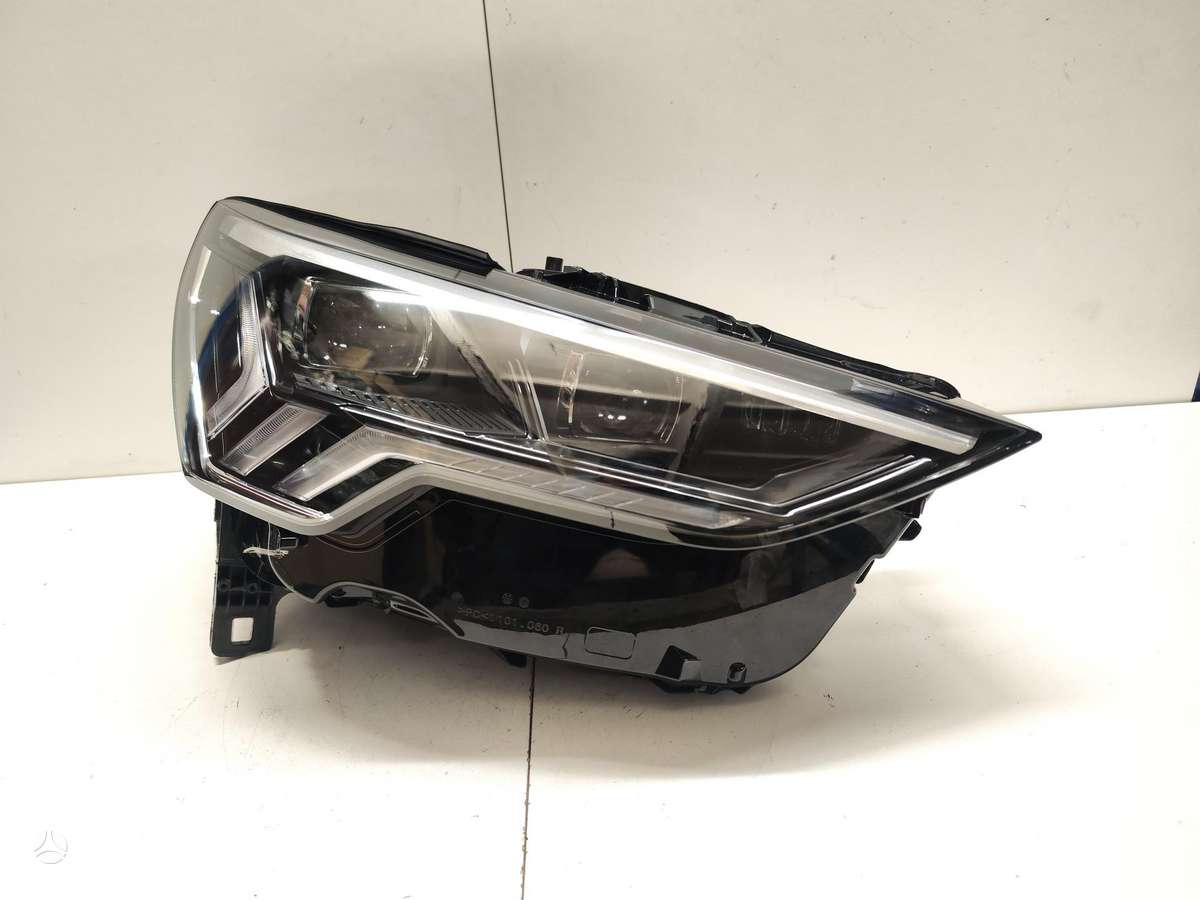 Audi Q3, 83A941036C