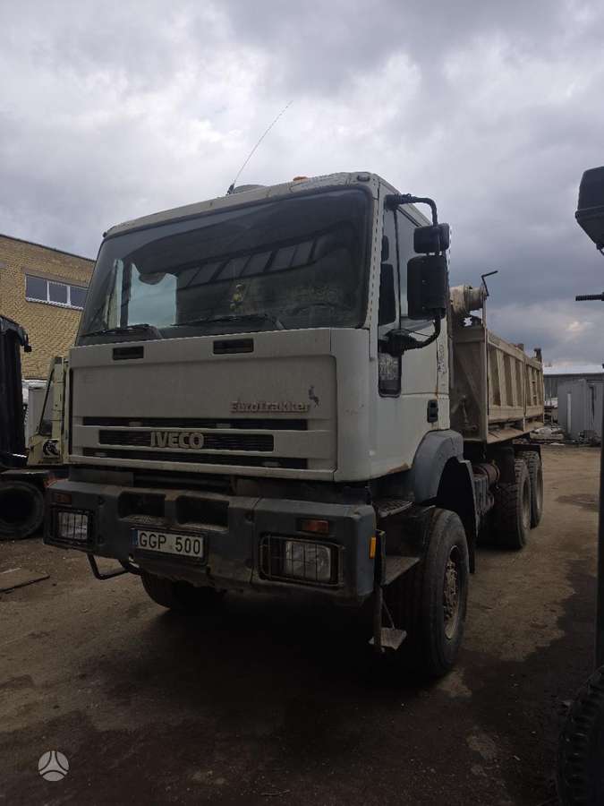Iveco 260EH, platformos