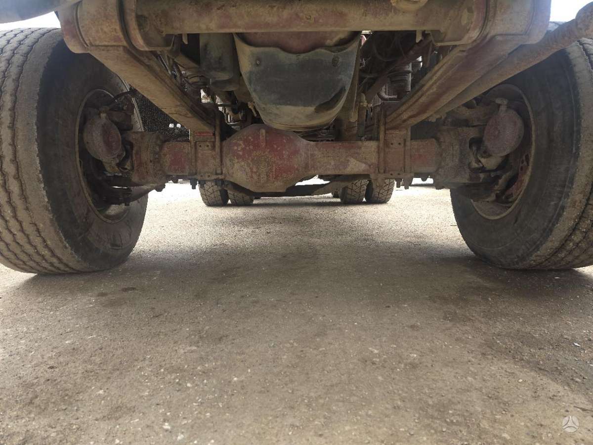 Iveco 260EH, platformas