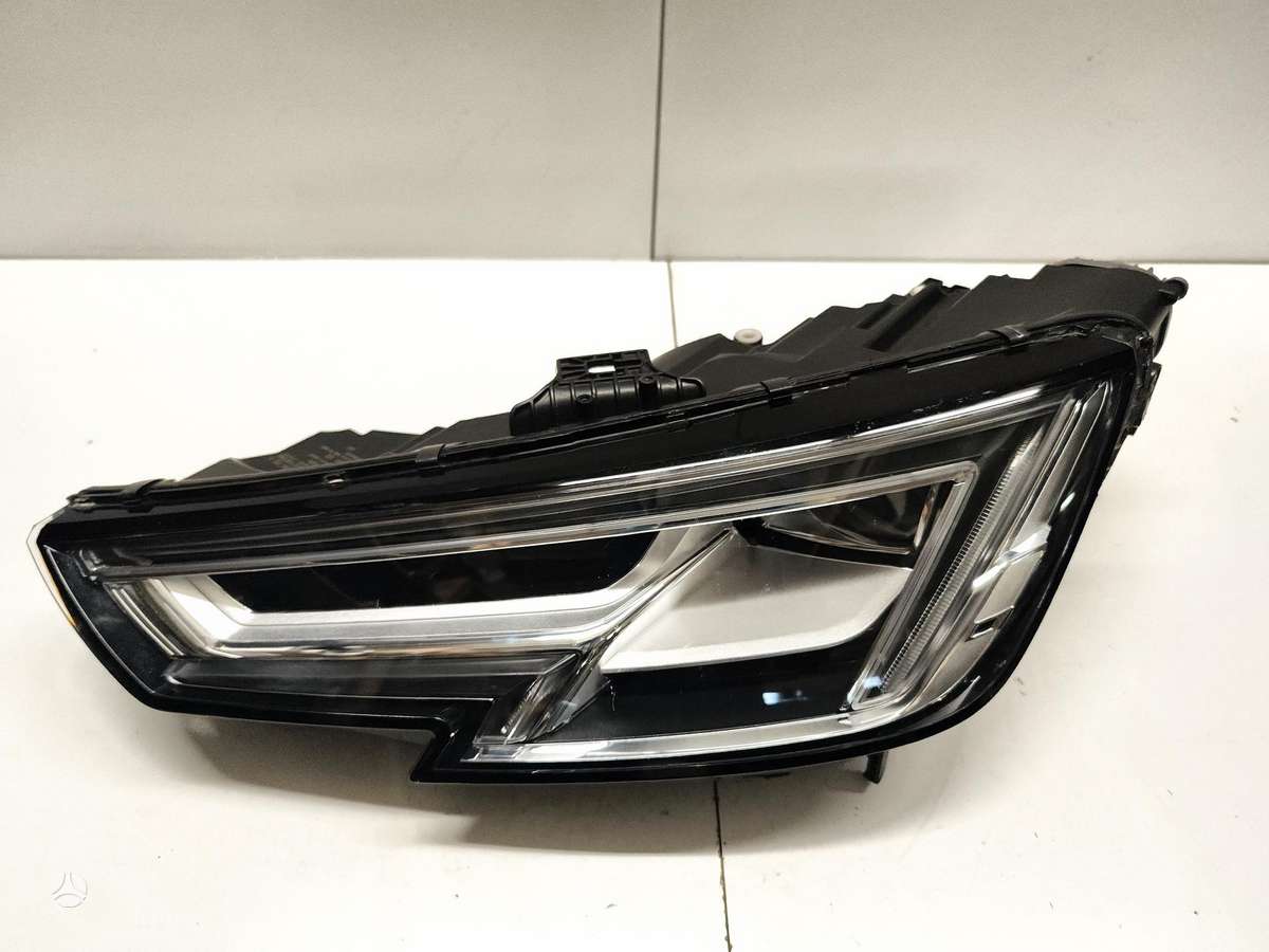 Audi A4, 8w0941033b