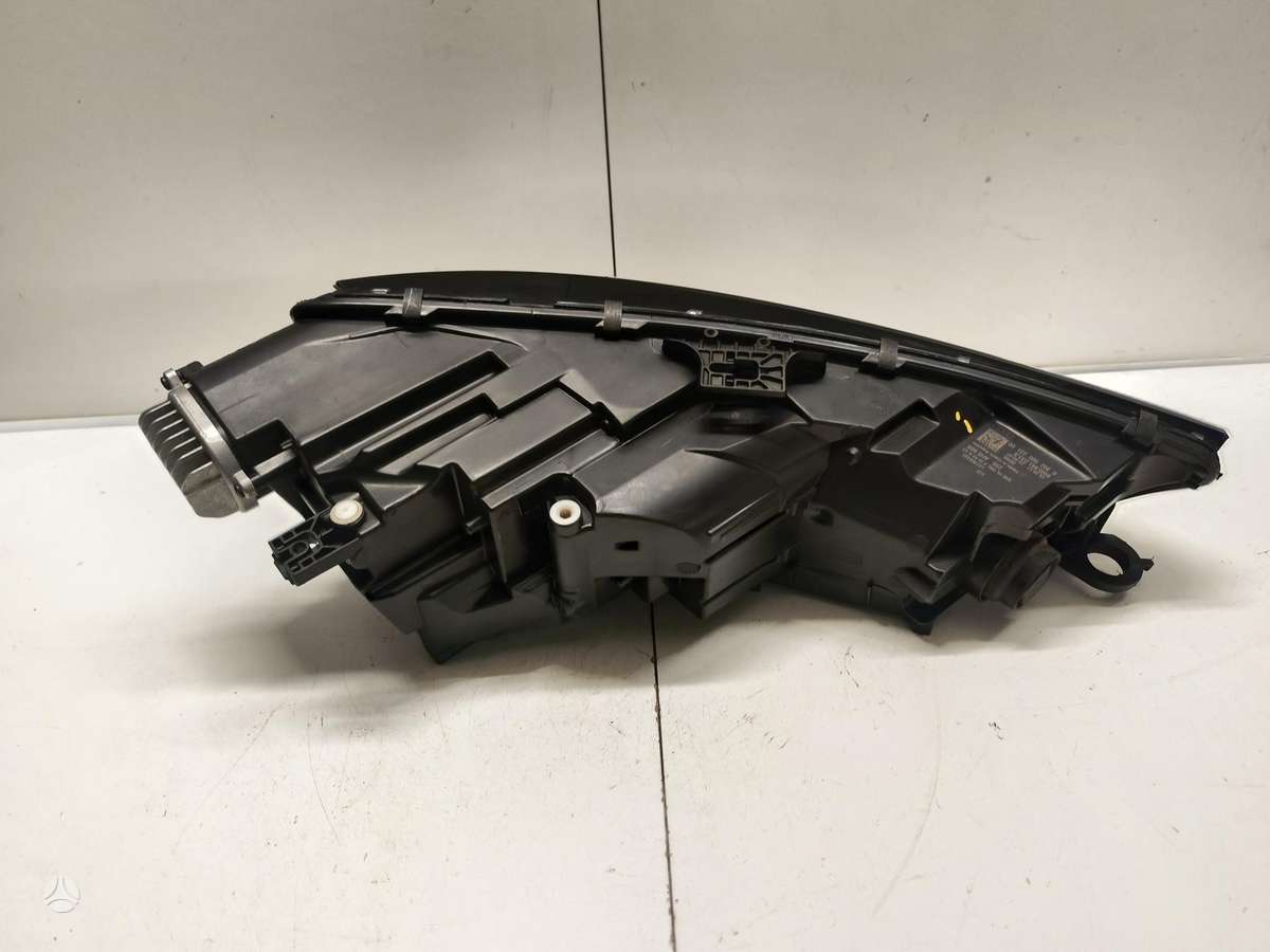 Audi A4, 8w0941033b