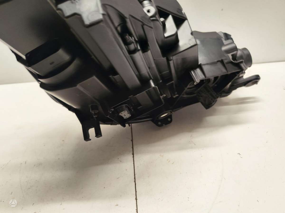 Audi A4, 8w0941033b