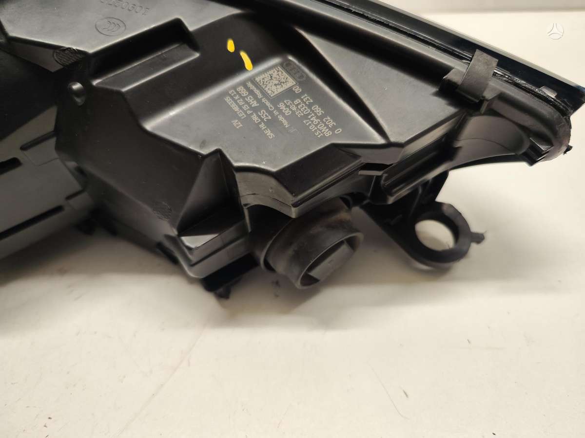 Audi A4, 8w0941033b