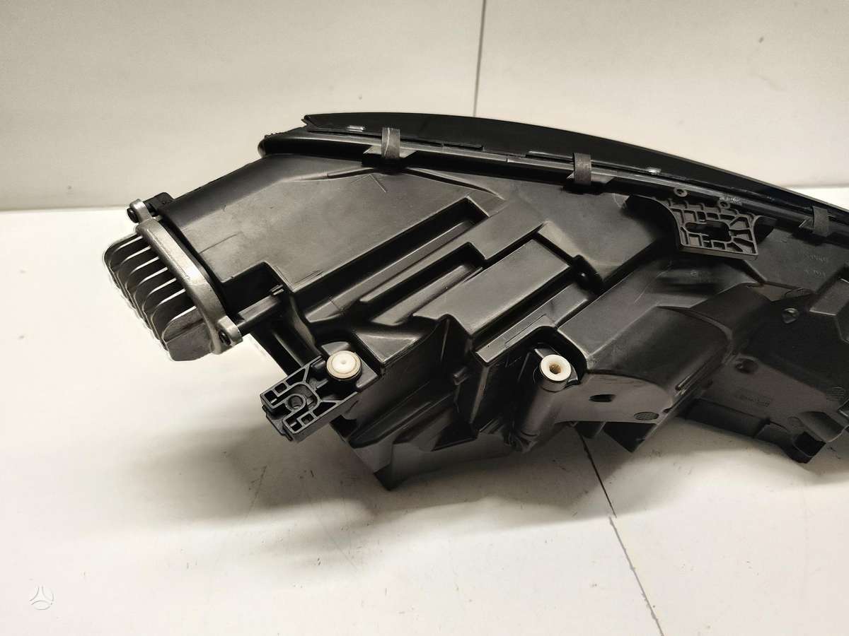 Audi A4, 8w0941033b