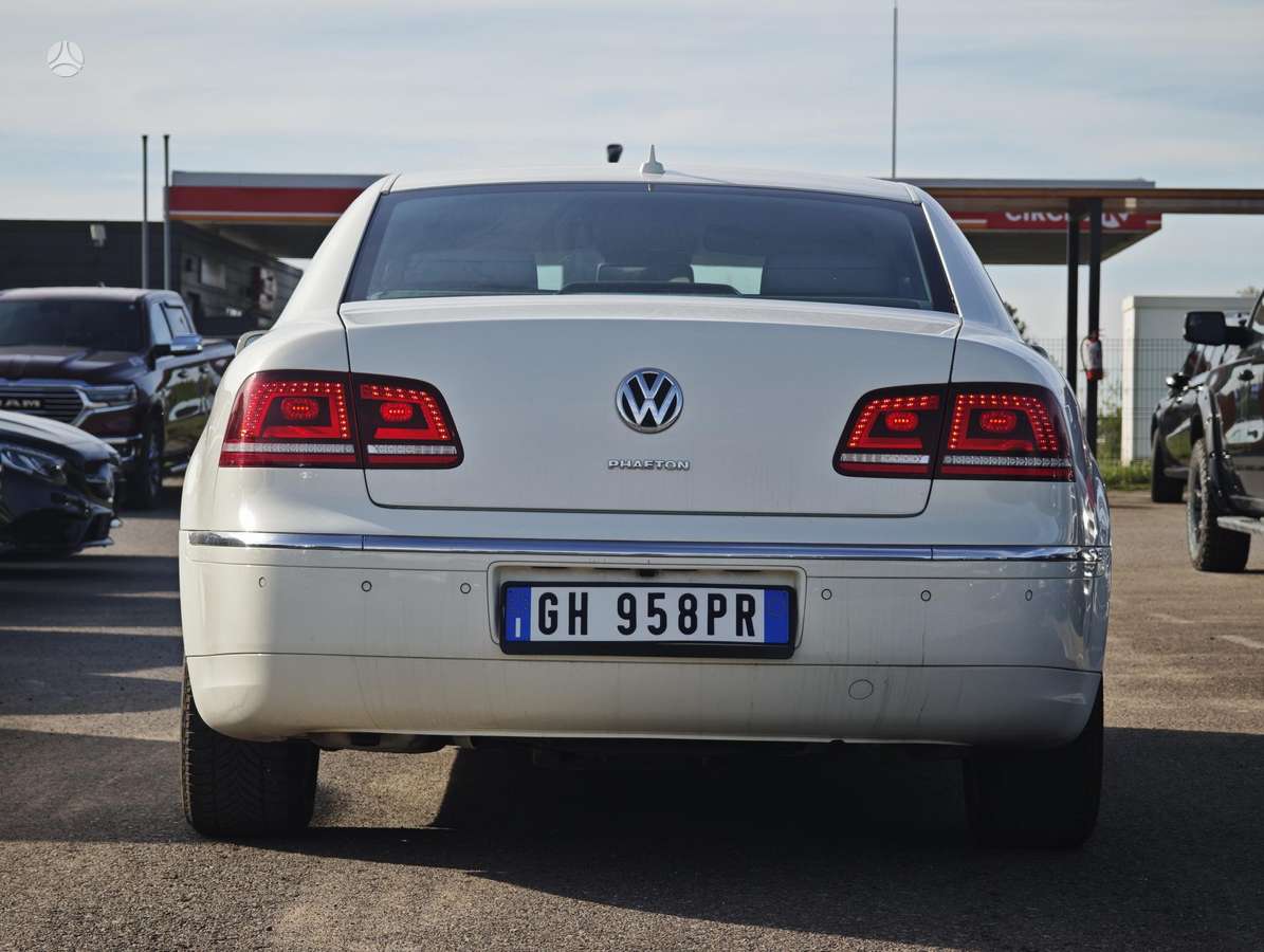 Volkswagen Phaeton, 3.0 l., Седан