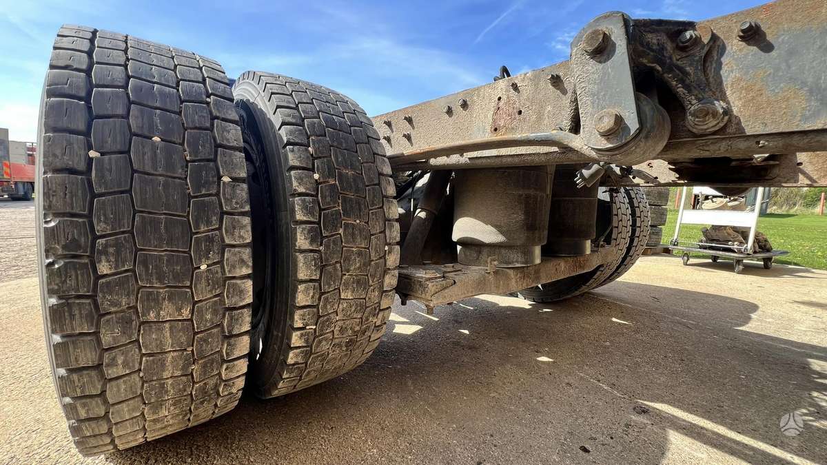 Mercedes-Benz 1324, trucks