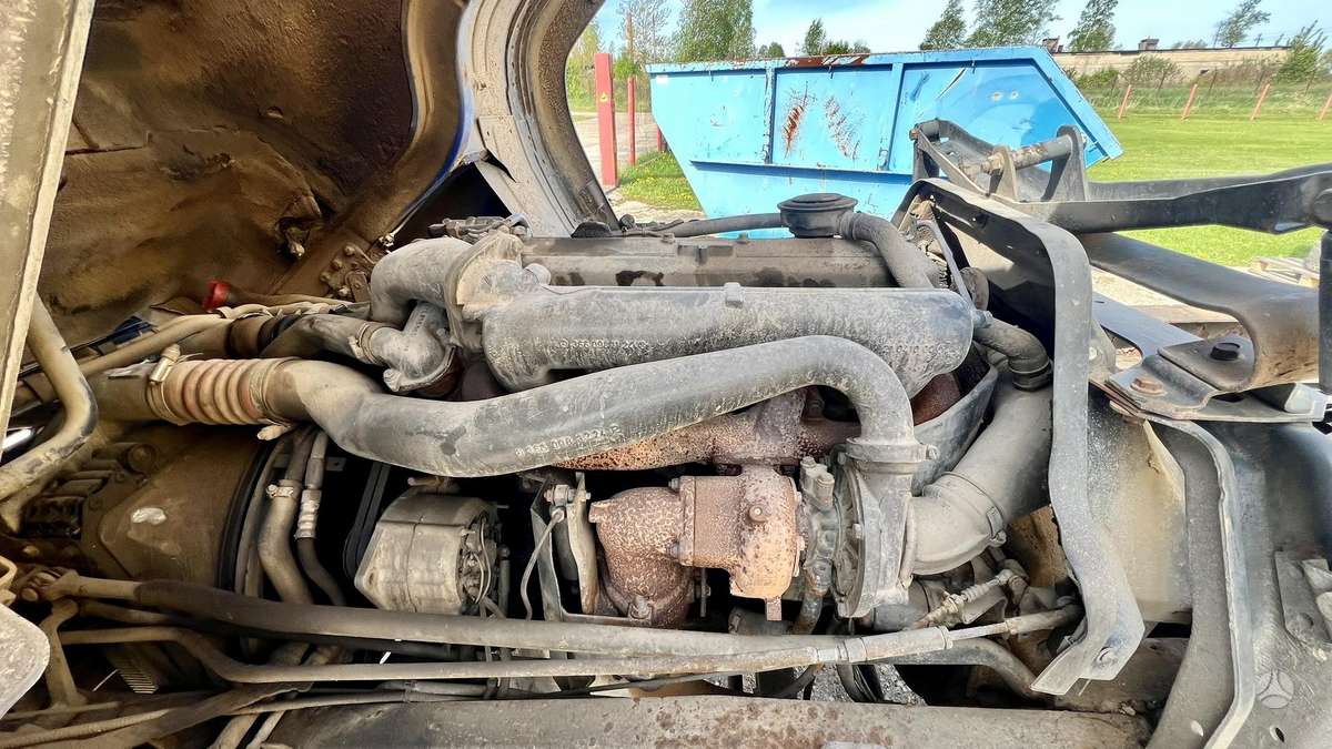 Mercedes-Benz 1324, trucks