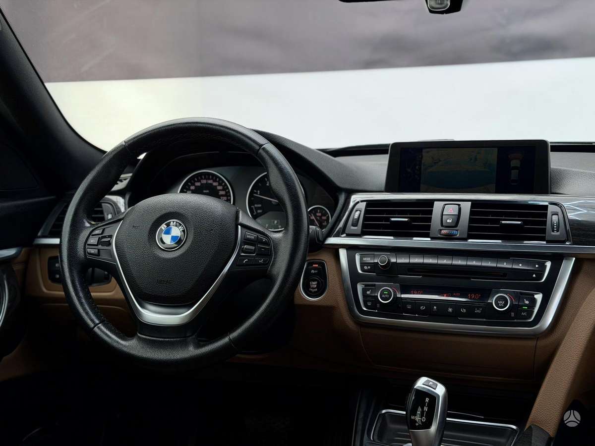 BMW 318 Gran Turismo, 2.0 l., hatchback