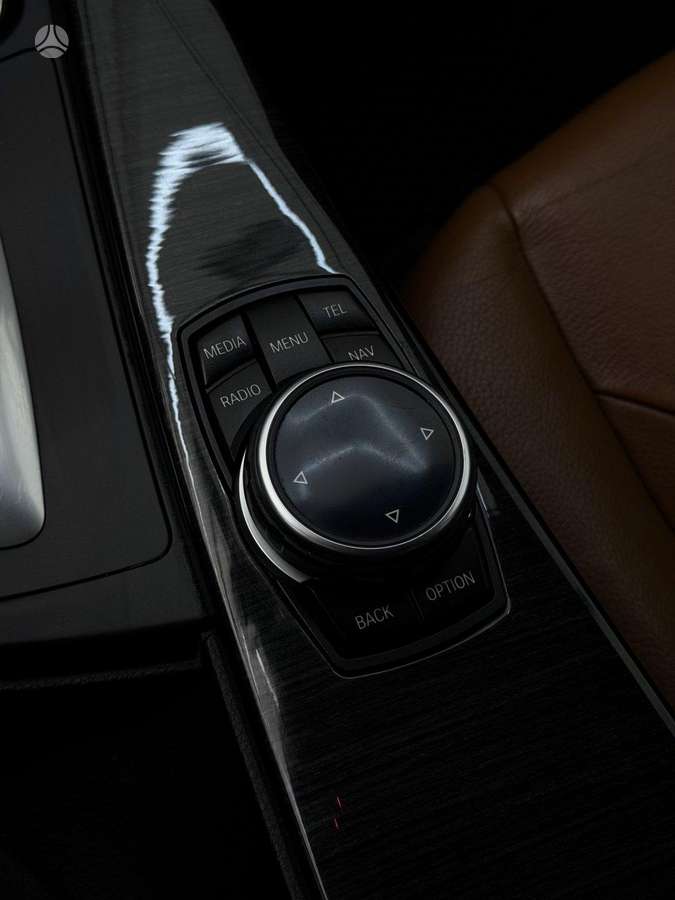 BMW 318 Gran Turismo, 2.0 l., hatchback
