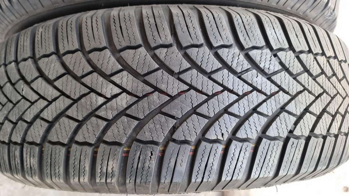Bridgestone Blizzak LM 005, winter 215/65 R17