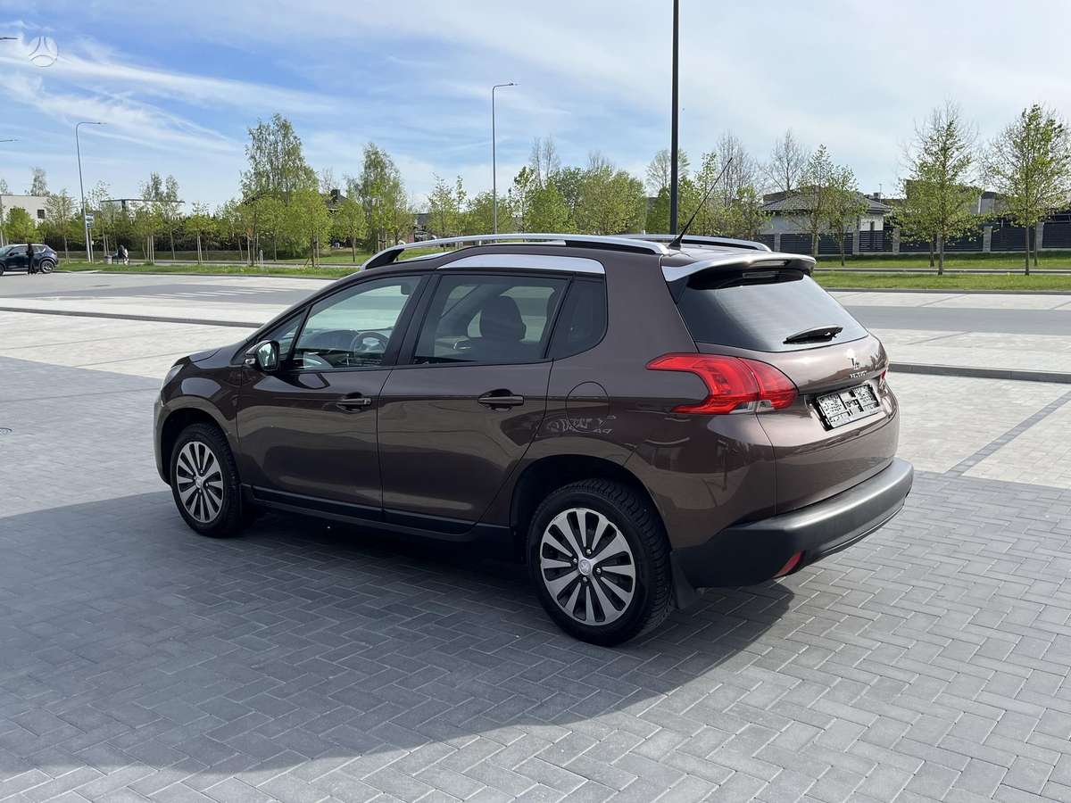 Peugeot 2008 - 4
