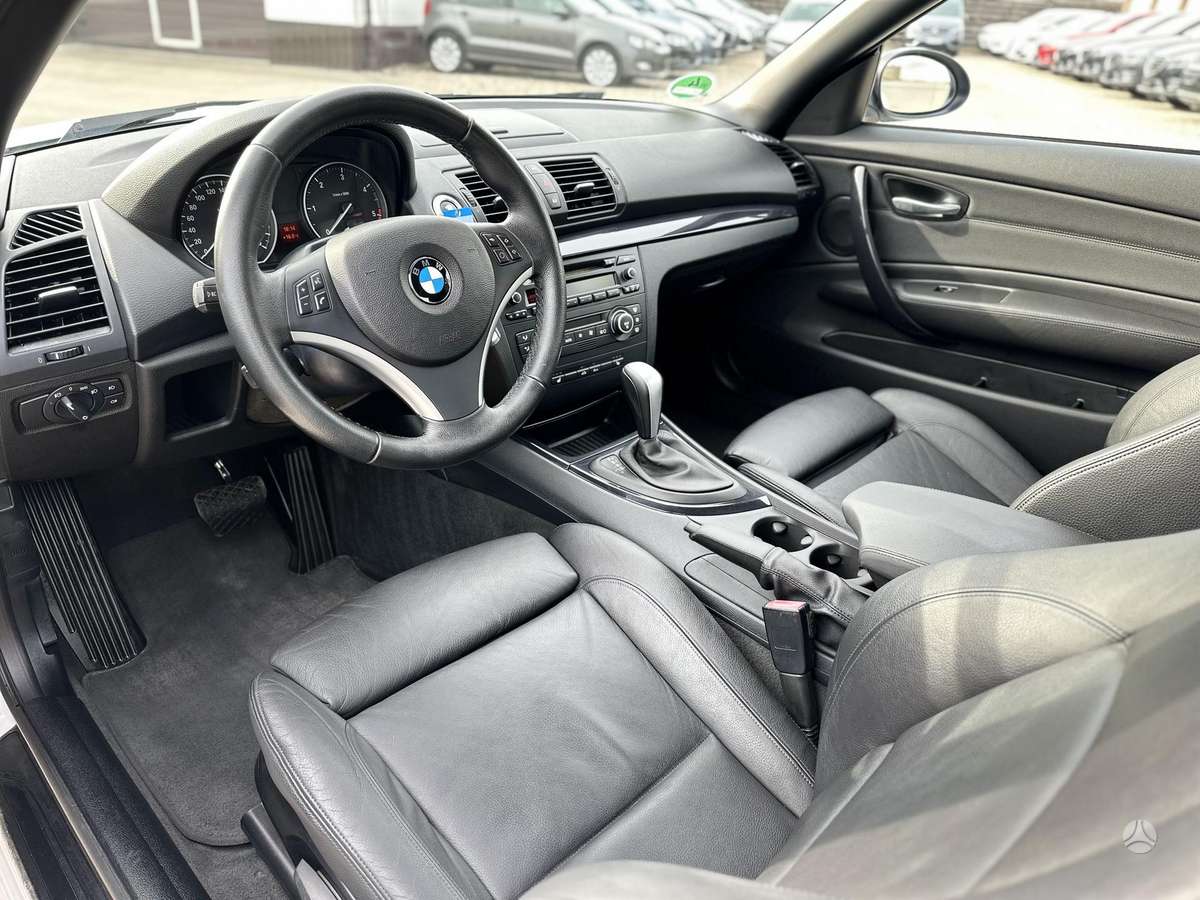 BMW 120, 2.0 l., Кабриолет