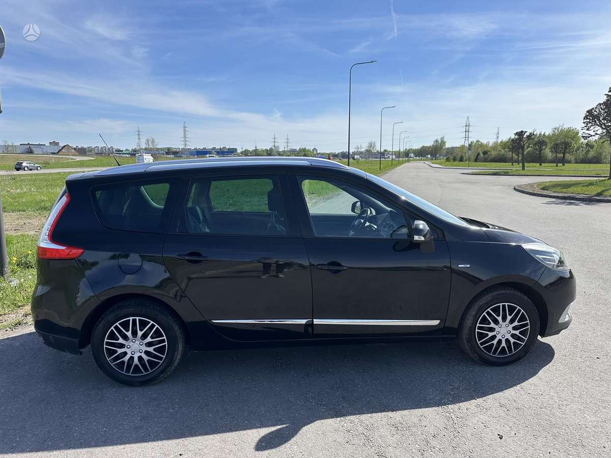 Renault Grand Scenic - 4