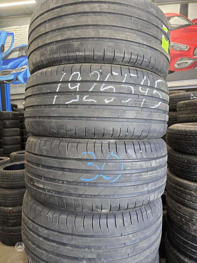 Nokian, summer 255/45 R19