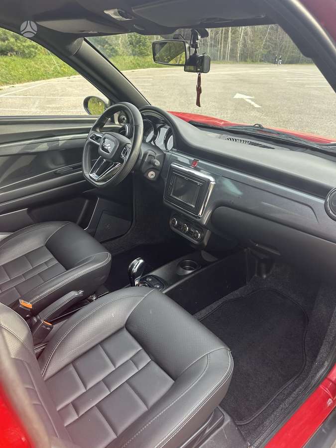Ligier JS60, 0.5 l., Хэтчбек