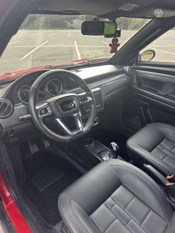Ligier JS60, 0.5 l., hatchback