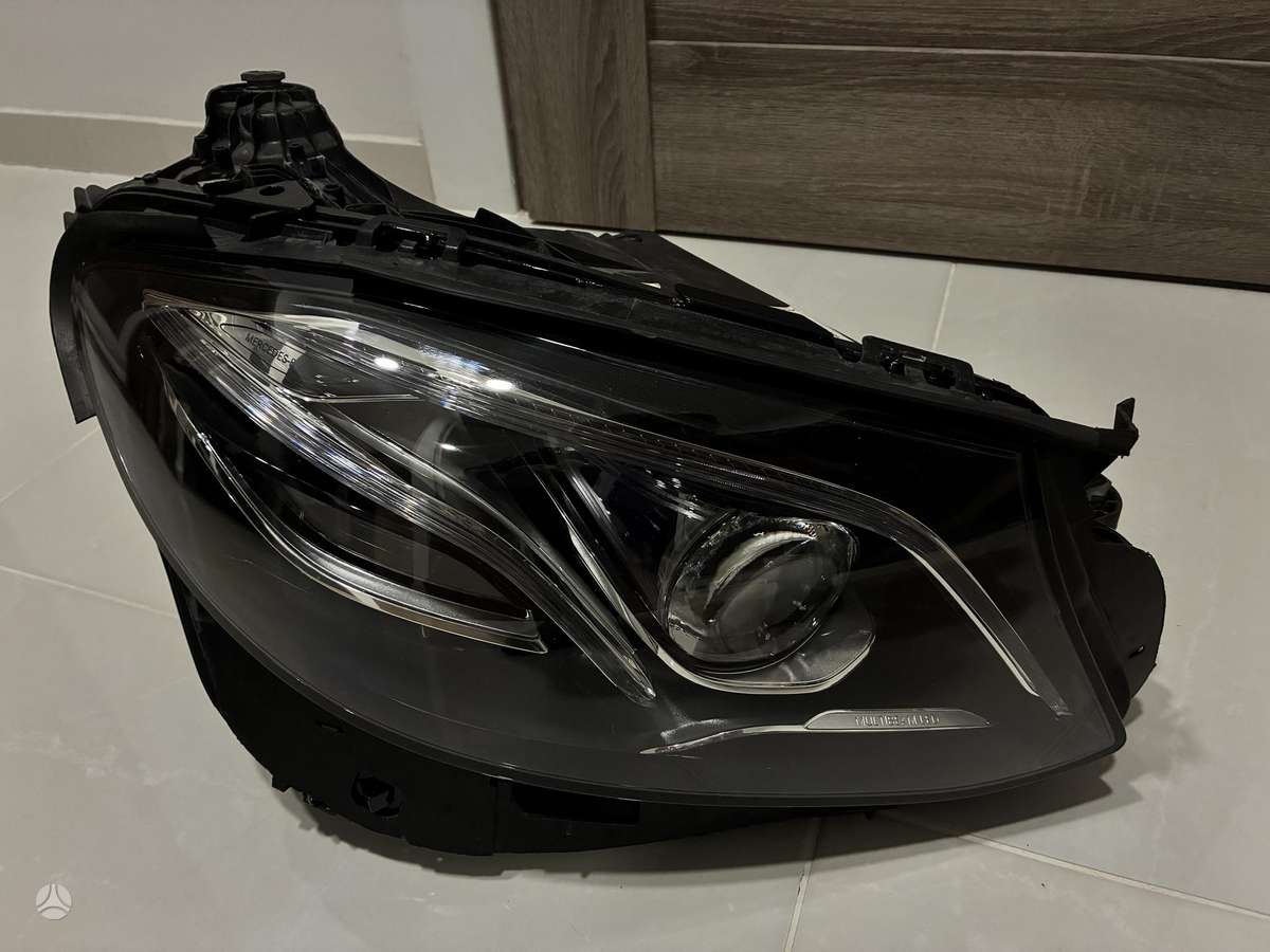 Mercedes-Benz E klasė, A2139069808, lights