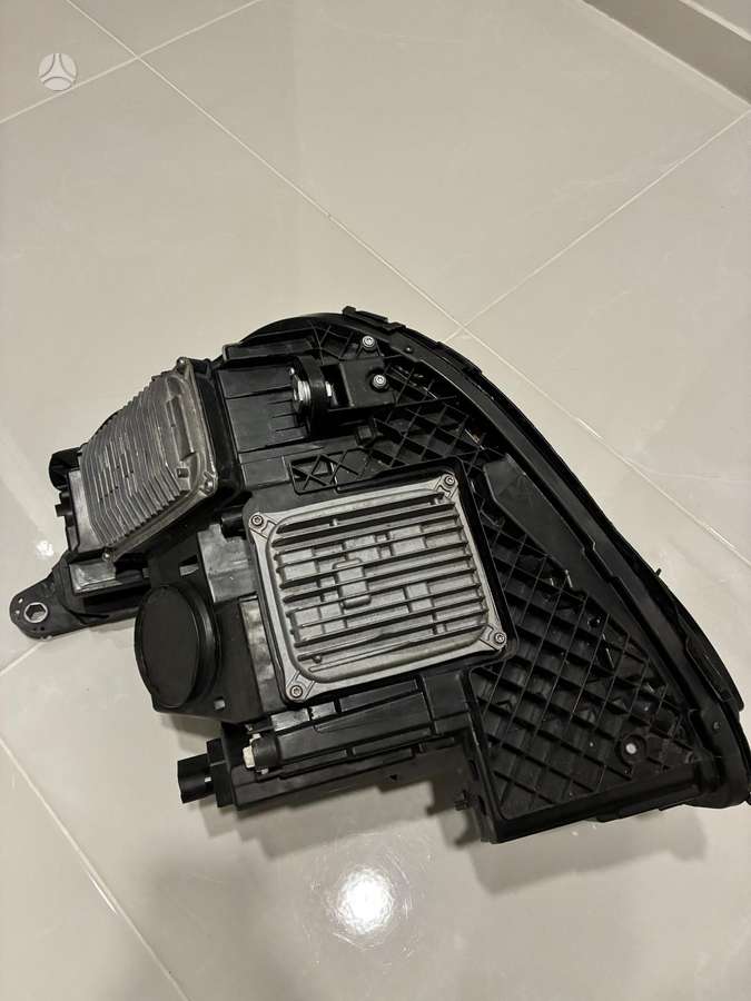 Mercedes-Benz E klasė, A2139069808, lights