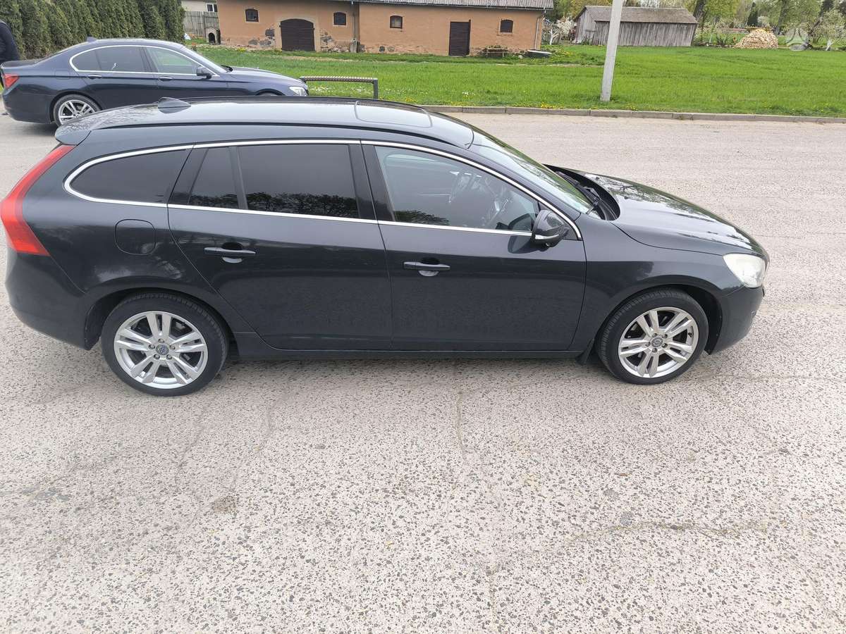 Volvo V60, 1.6 l., universalas
