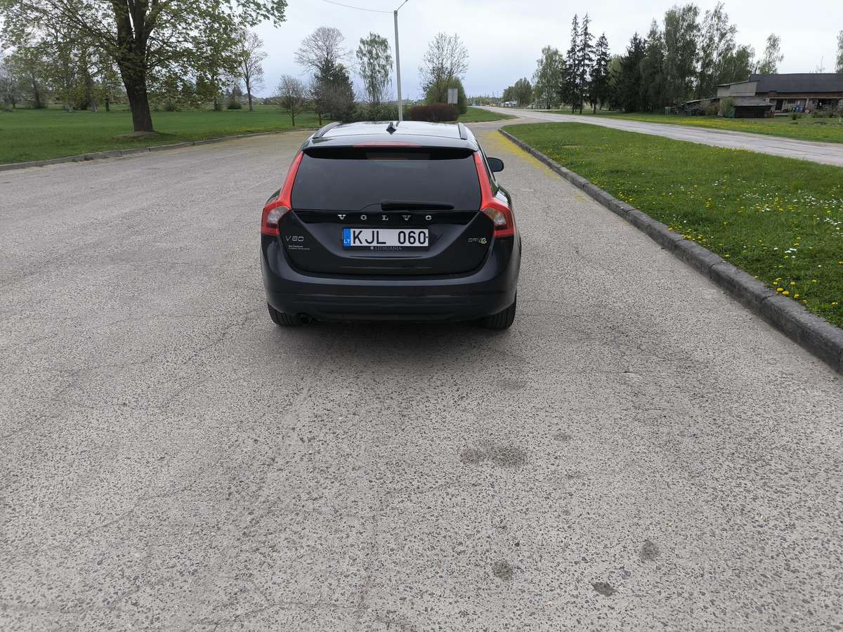 Volvo V60, 1.6 l., universalas