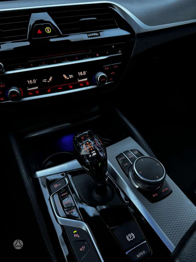 BMW 520, 2.0 l., universalas