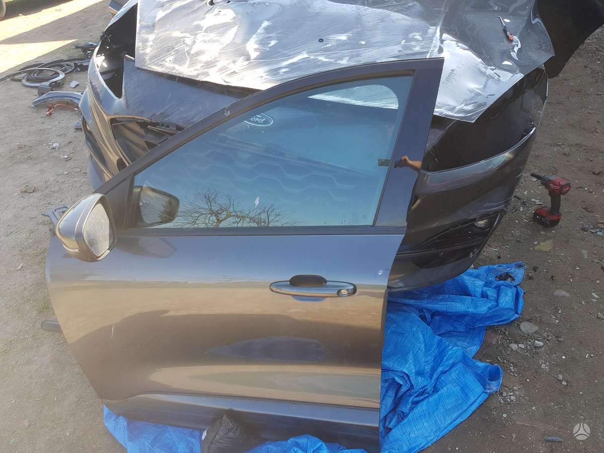 Ford Kuga детали кузова