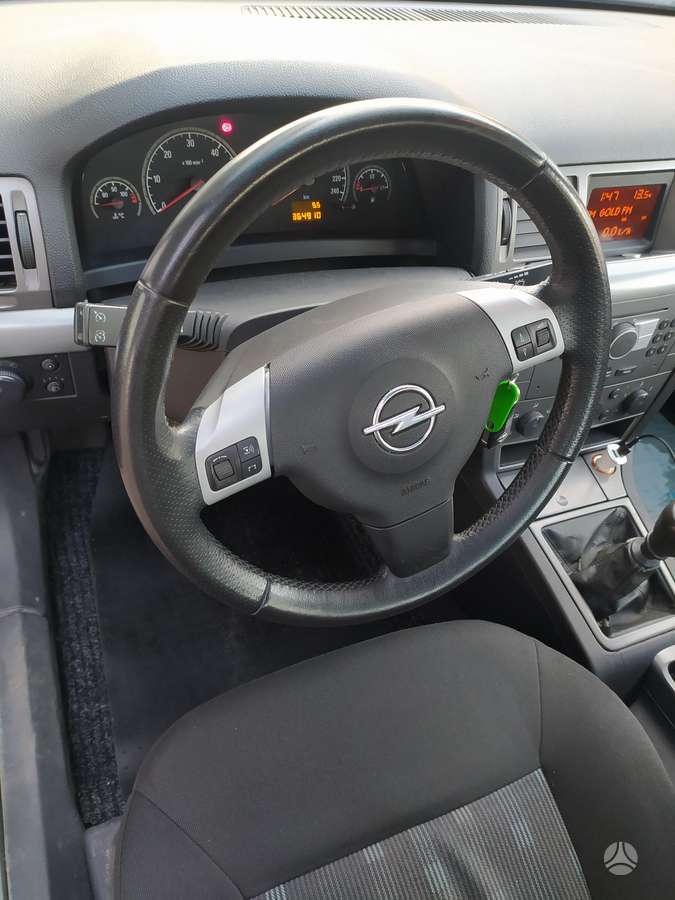 Opel Vectra, 1.9 l., Седан