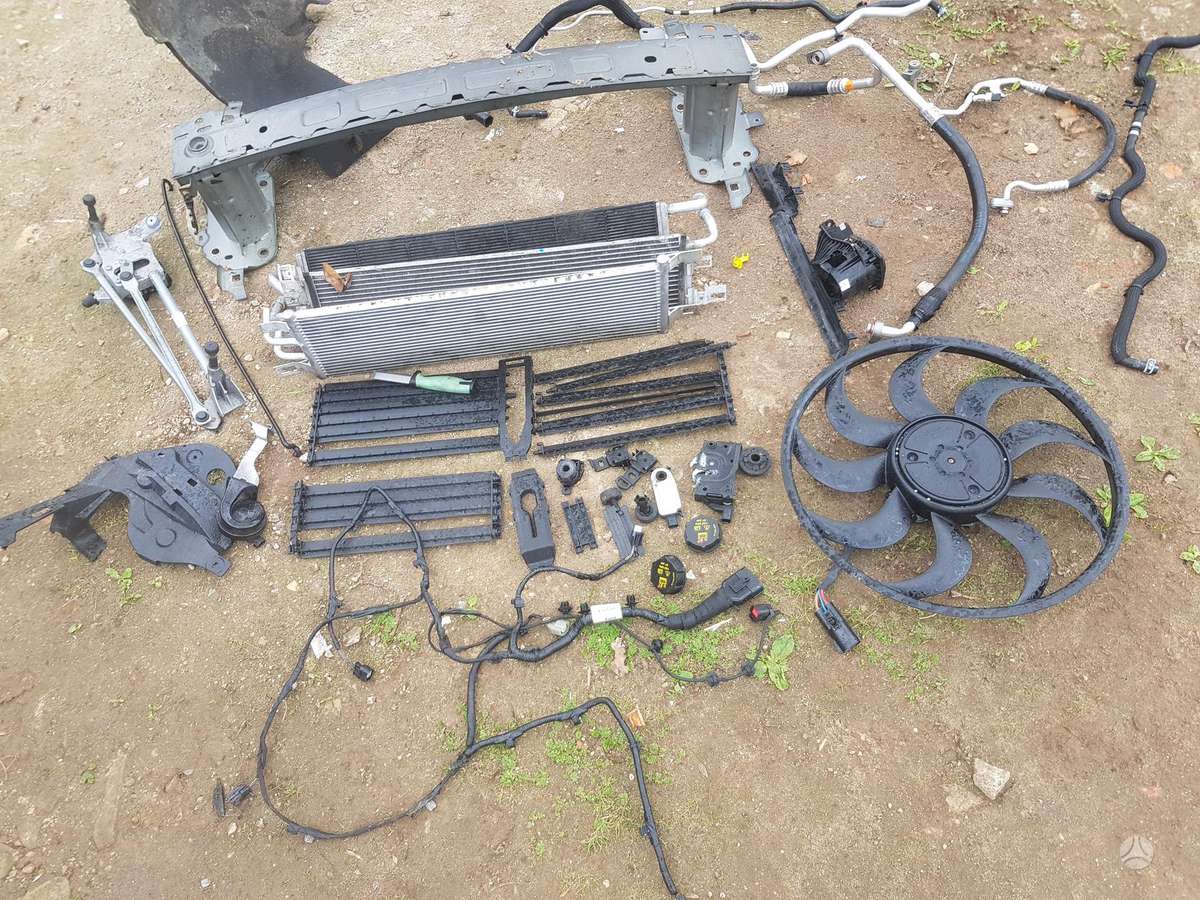 Ford Kuga детали кузова