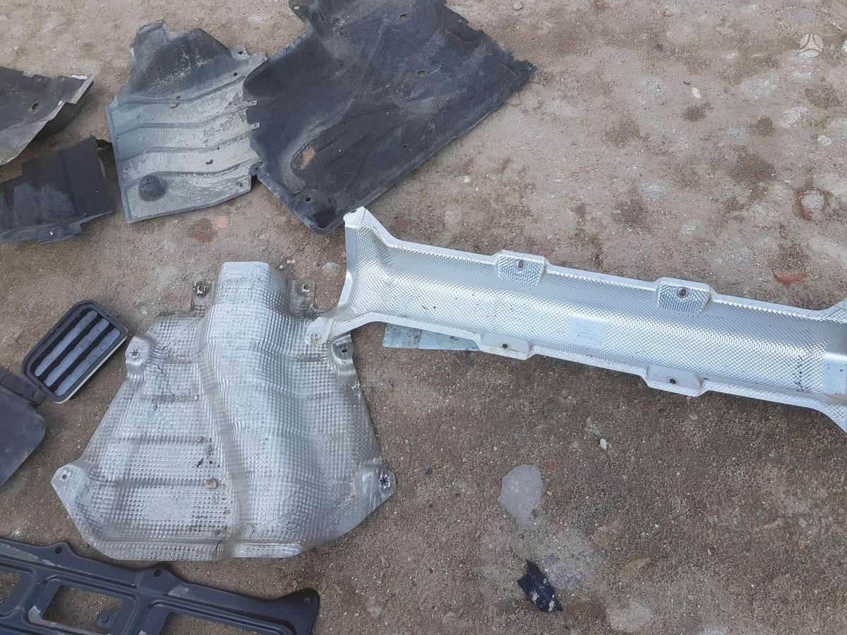 Ford Kuga детали кузова