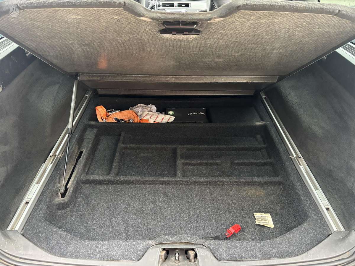 Volvo V70, 2.0 l., Универсал