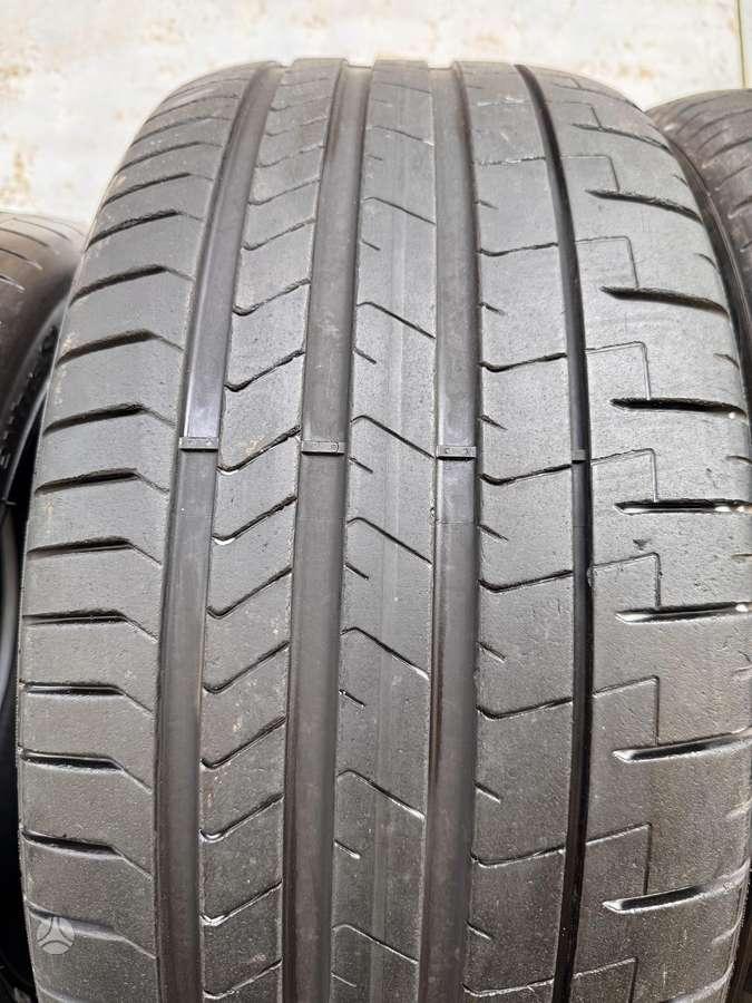 Pirelli P Zero, summer 285/45 R21