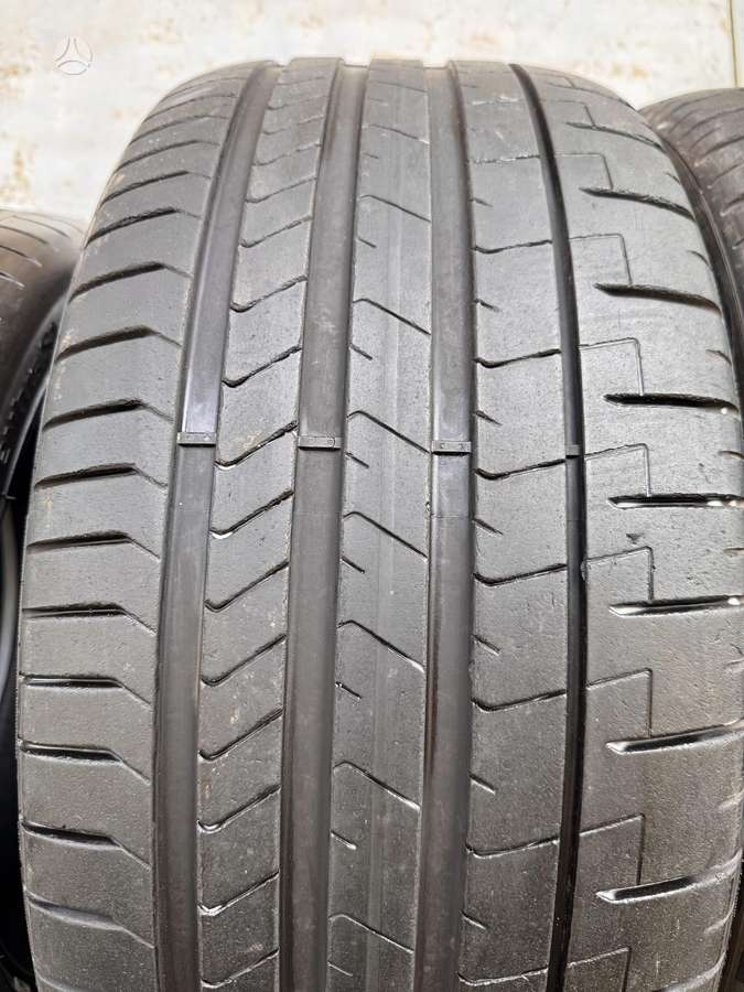 Pirelli P Zero, vasaras 285/45 R21