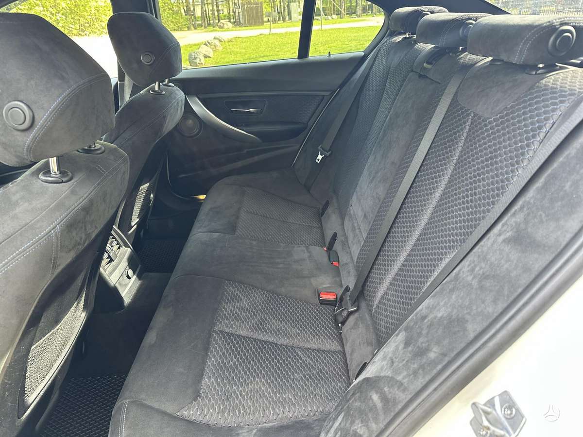 BMW 320, 2.0 l., Седан