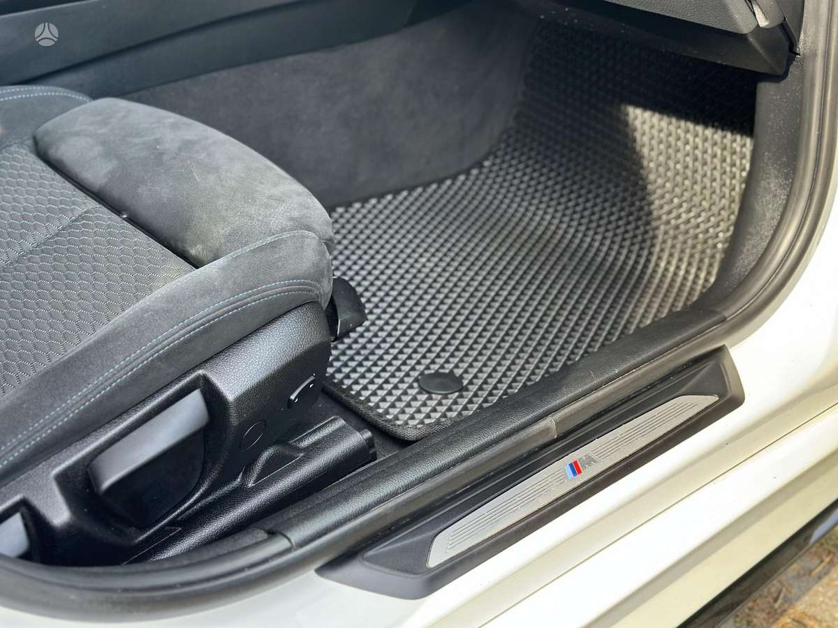 BMW 320, 2.0 l., Седан