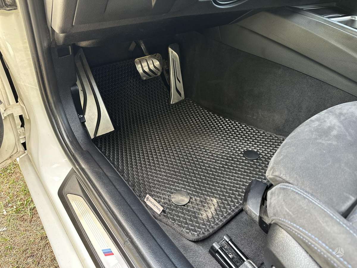 BMW 320, 2.0 l., Седан