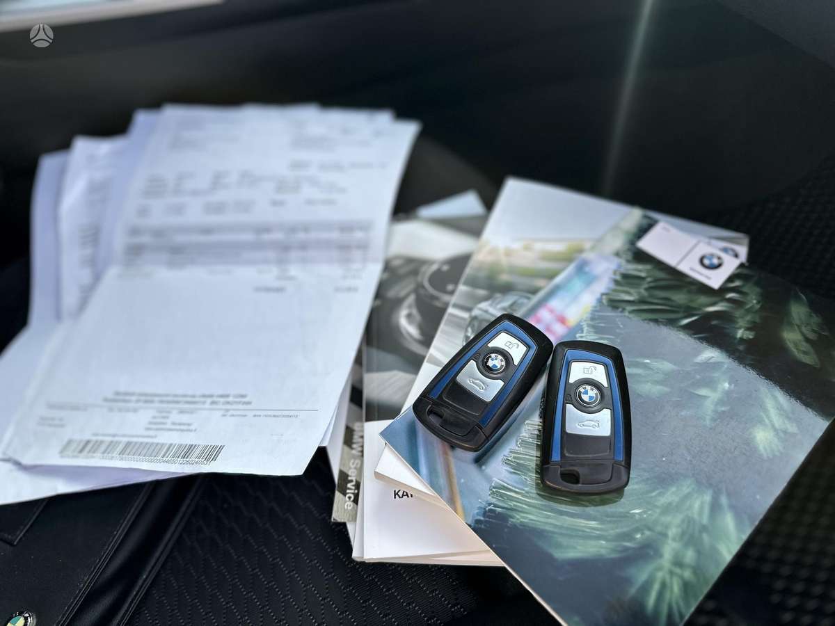 BMW 320, 2.0 l., Седан