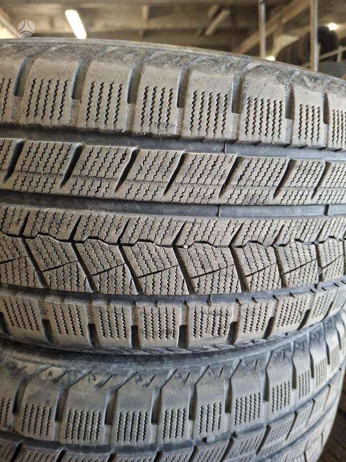 Rockblade, vissezonas 225/50 R17