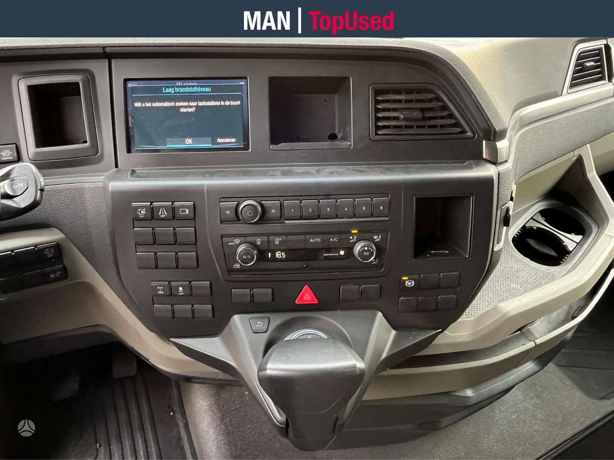 MAN 18.470 4x2 GX cab Retarder (9947), double sleeper