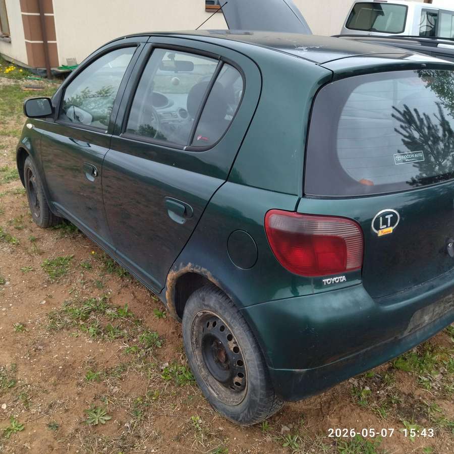 Toyota Yaris - 3