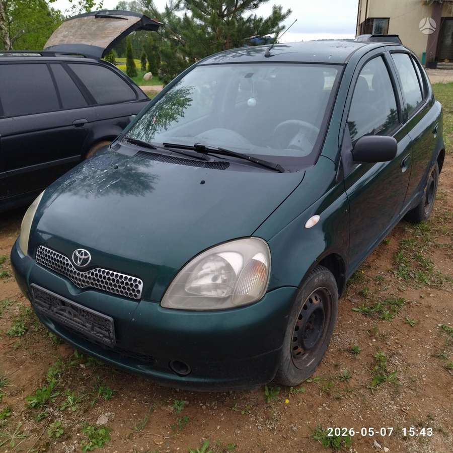 Toyota Yaris - 1