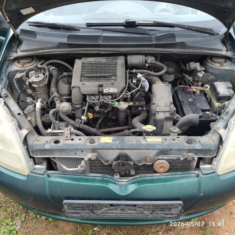 Toyota Yaris - 8
